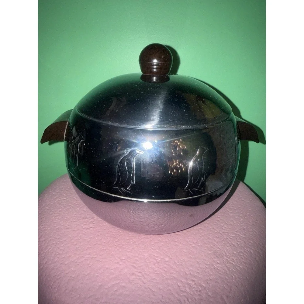 Vintage West Bend Penguin Hot Or Cold Server Ice Bucket Bakelite Handles MCM